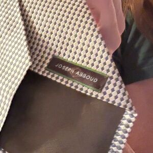 Joseph Abboud Gold and Grey Patterned Tie